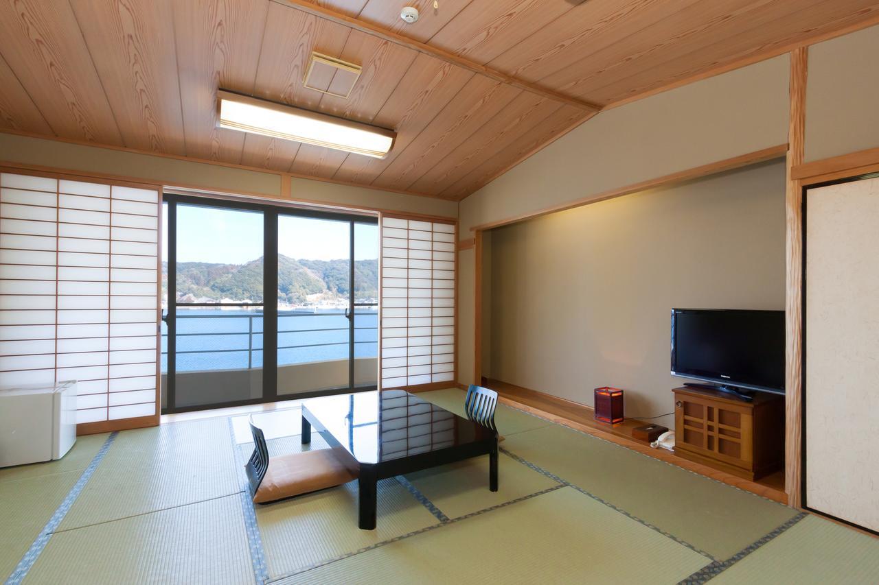 Matsuura Hotell Saiki Exteriör bild